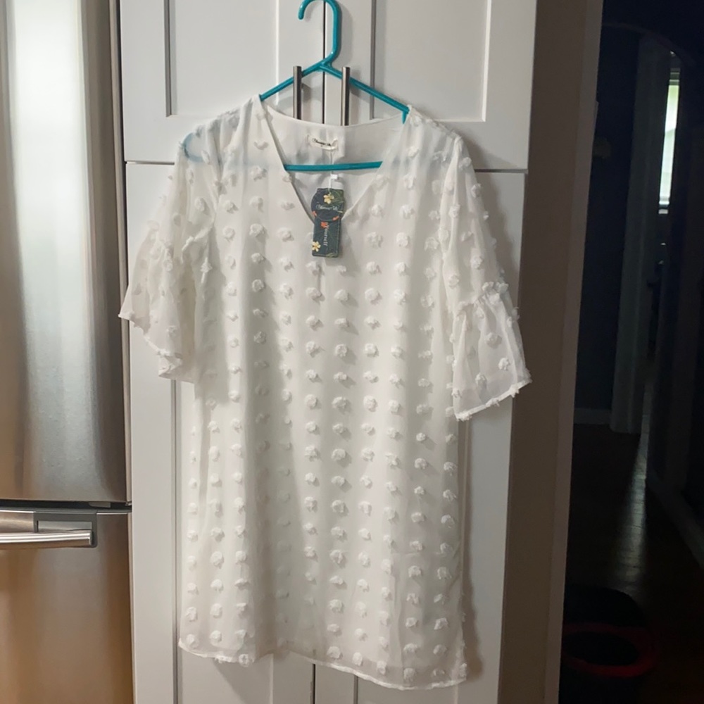 White Polk dot knee length dress size small